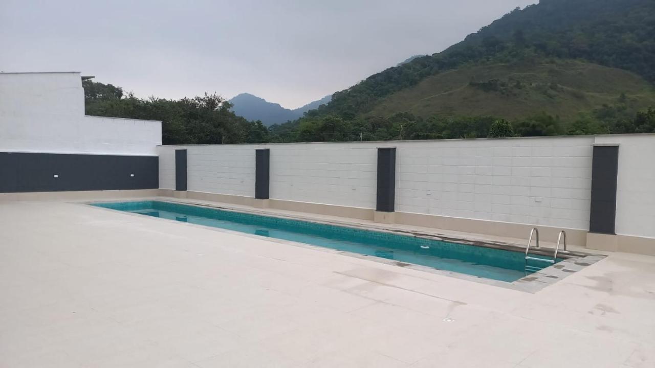 Jathy - Centro, Varanda Gourmet, Ar Condicionado, Piscina E Wi-Fi 乌巴图巴 外观 照片